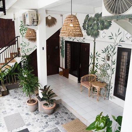 Sunrise Surf Guest House Canggu Εξωτερικό φωτογραφία