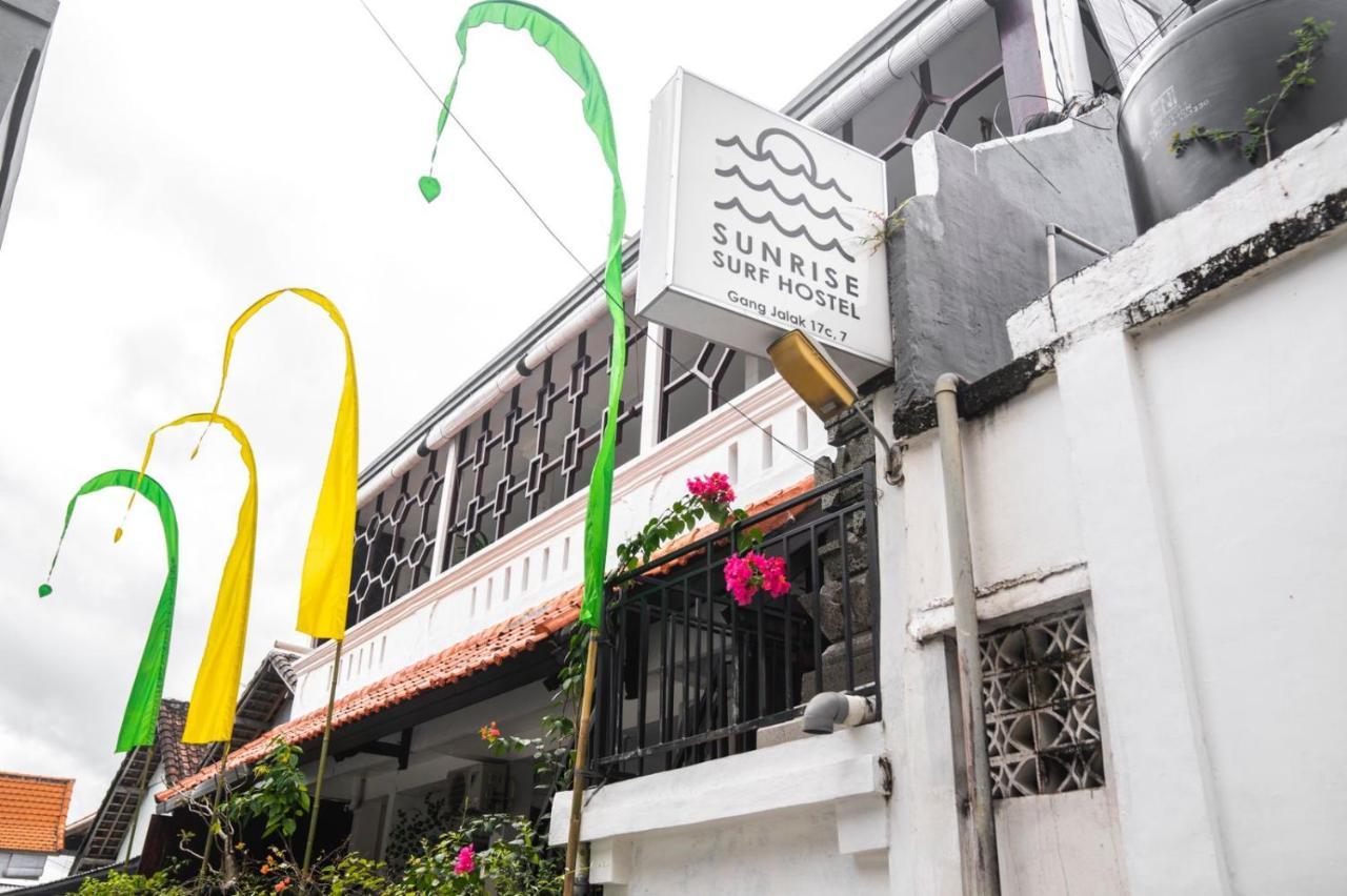 Sunrise Surf Guest House Canggu Εξωτερικό φωτογραφία